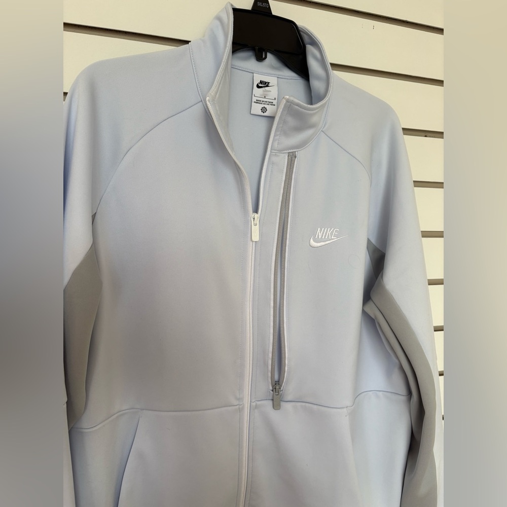Nike Powder Blue Full Zip Jacket Size Large - Picture 2 of 6